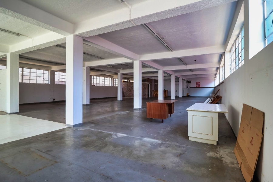 To Let  Bedroom Property for Rent in Woodstock Western Cape